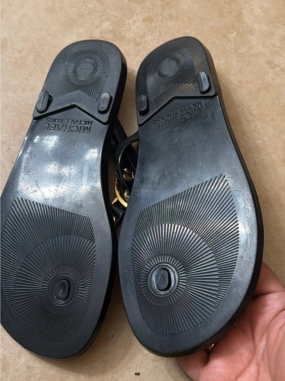 Lot mk sandals